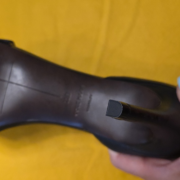 NWOB Cole Haan Black Ankle Strap Heels - Picture 14 of 17